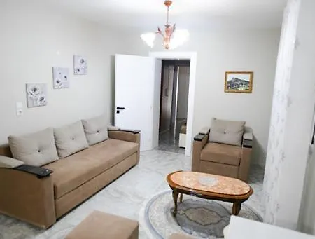 Robert Apartament Berat