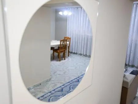 Apartament Robert Apartament *